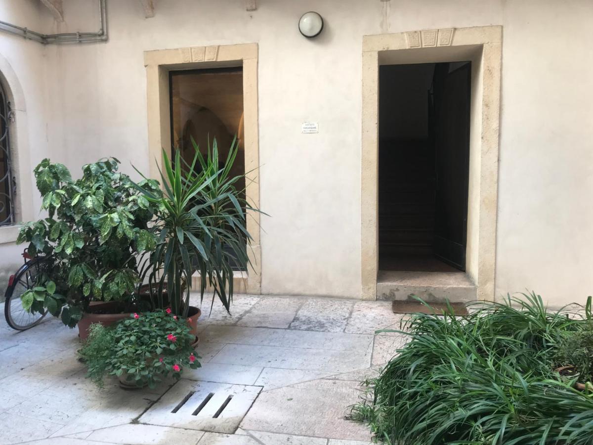 Palazzo Della Torre Room Verona Luaran gambar